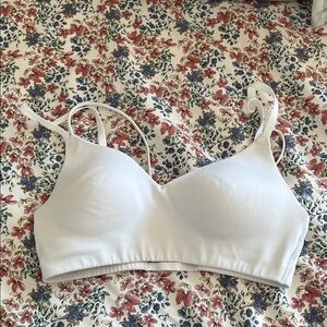 NWOT Gymshark White Sports Bra